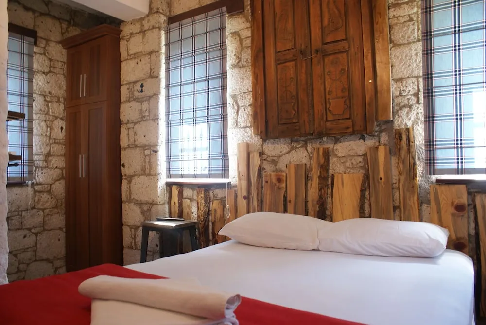 Design Tek Büyük Yataklı Oda
