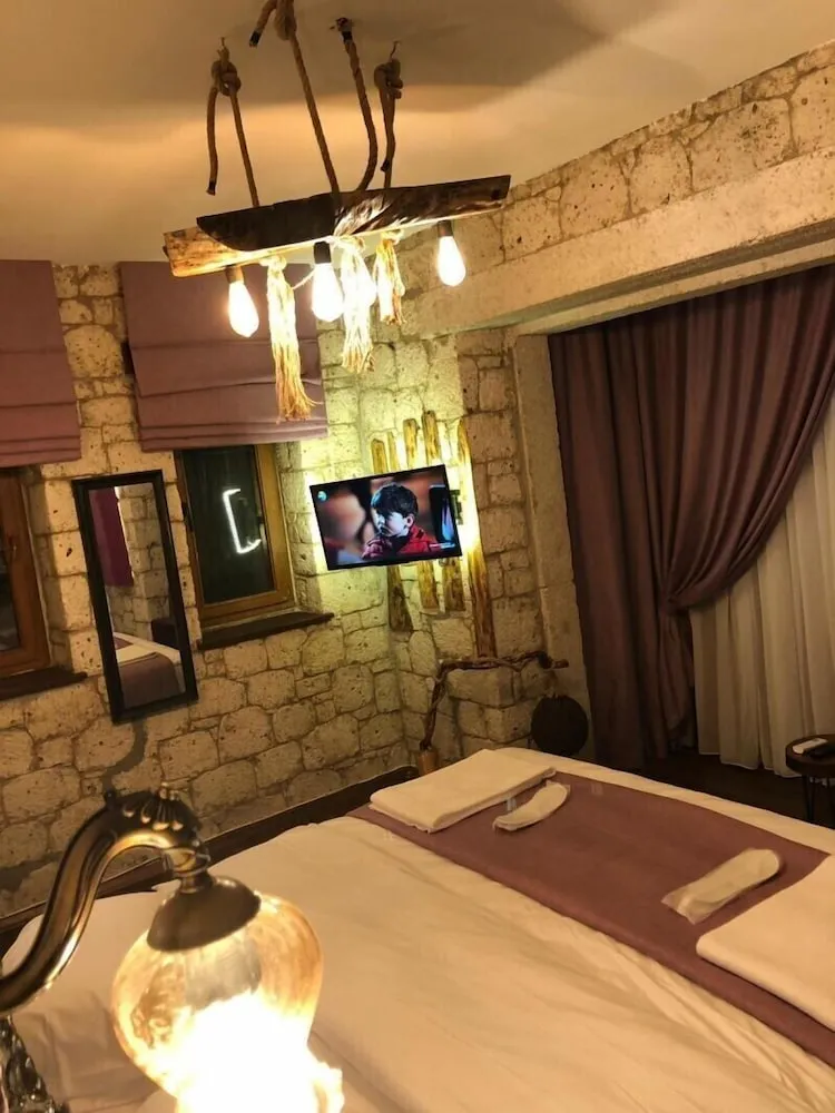 Design Tek Büyük Yataklı Oda