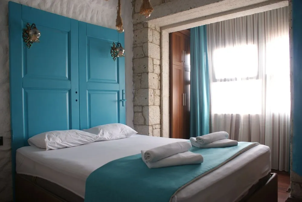 Design Tek Büyük Yataklı Oda