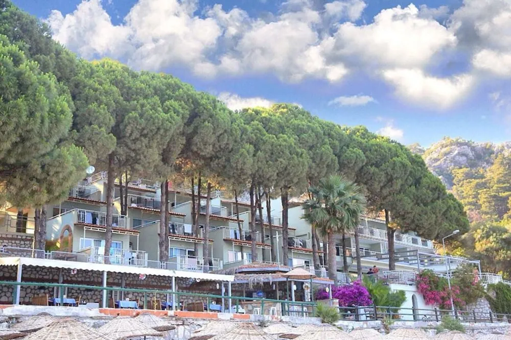 Pine Beach Turunç Hotel