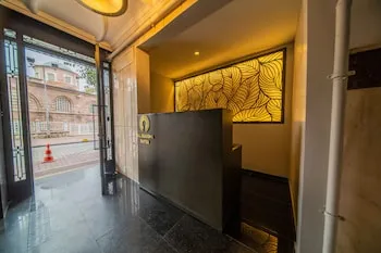 All Seasons Suites