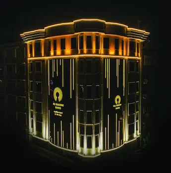 All Seasons Suites