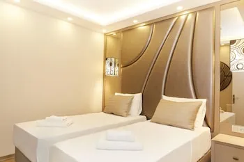 All Seasons Suites