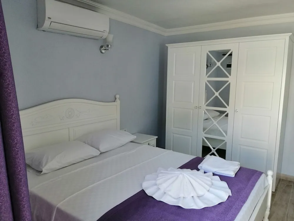 Standard Oda, Bahçe Manzaralı