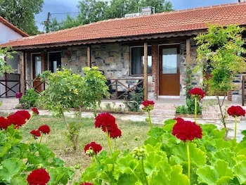Salkım Sahil Evi