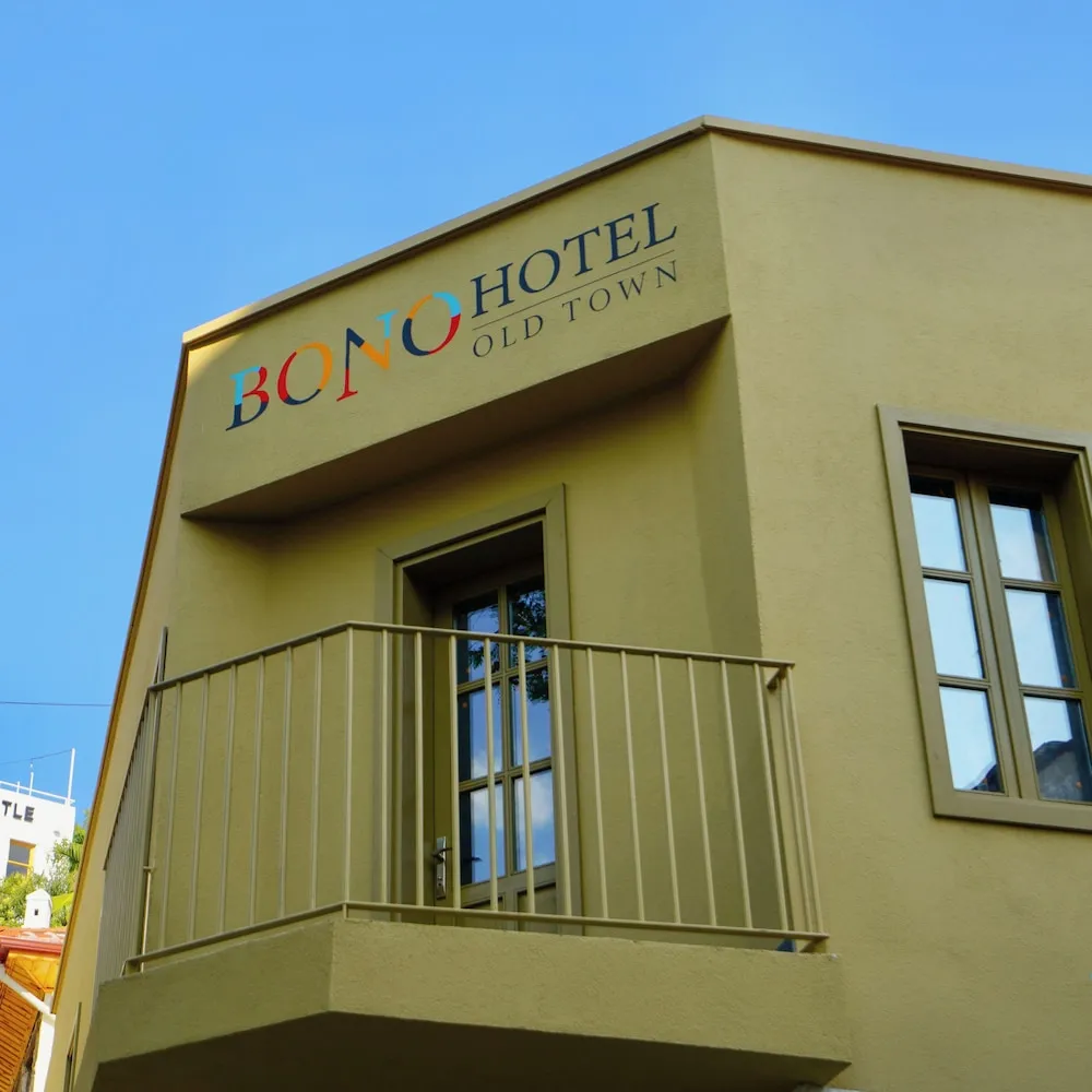 City Tek Büyük Yataklı Oda