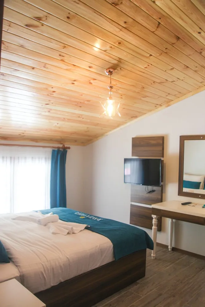 Deluxe Çatı Katı Süiti (Penthouse)