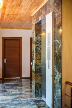 Ravza Otel Uzungöl