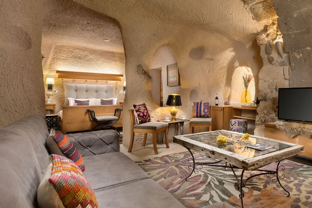 Paul Lucas Superior Suite