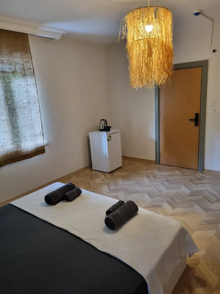 Comfort Tek Büyük Yataklı Oda, 1 Büyük (Queen) Boy Yatak, Veranda, Bahçe Manzaralı
