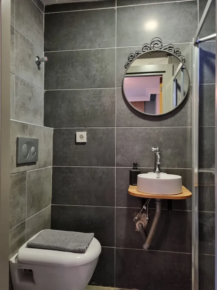 Comfort Tek Büyük Yataklı Oda, 1 Büyük (Queen) Boy Yatak, Veranda, Bahçe Manzaralı