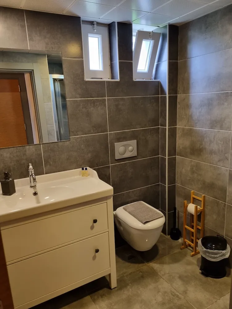 Standard Tek Büyük Yataklı Oda, 1 Büyük (Queen) Boy Yatak, Balkon, Bahçe Manzaralı