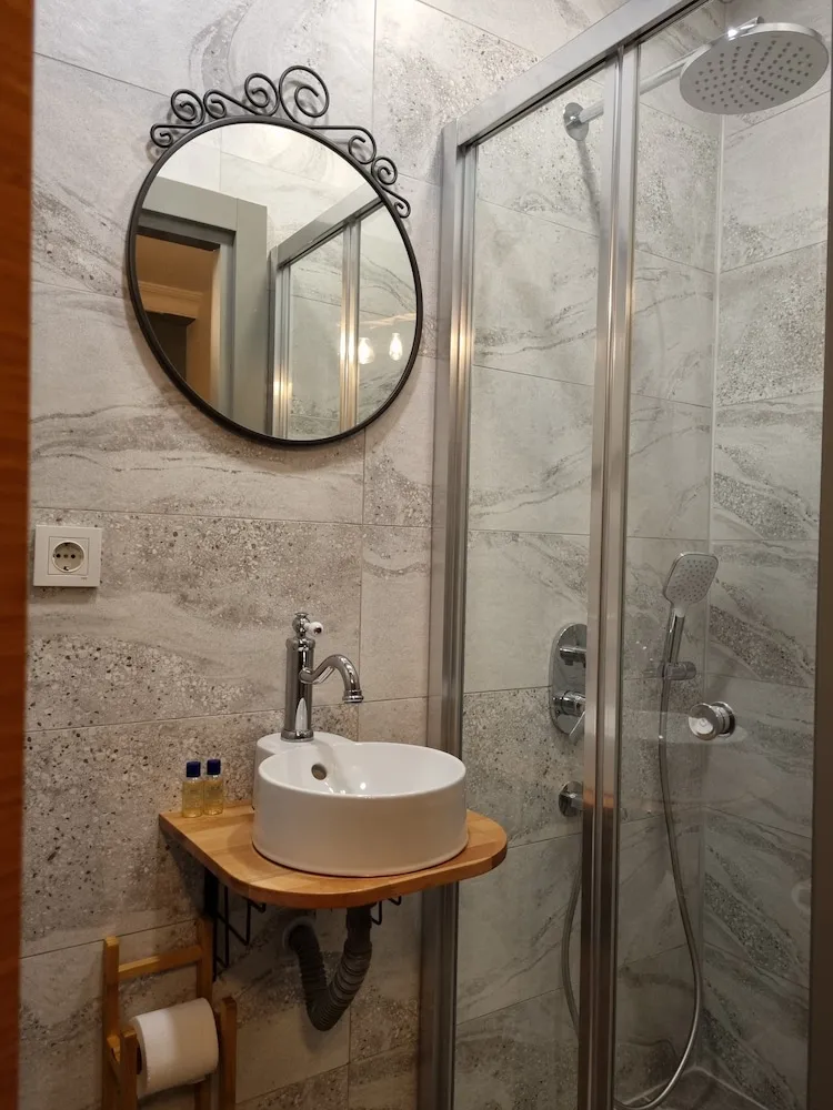 Standard Tek Büyük Yataklı Oda, 1 Büyük (Queen) Boy Yatak, Şehir Manzaralı