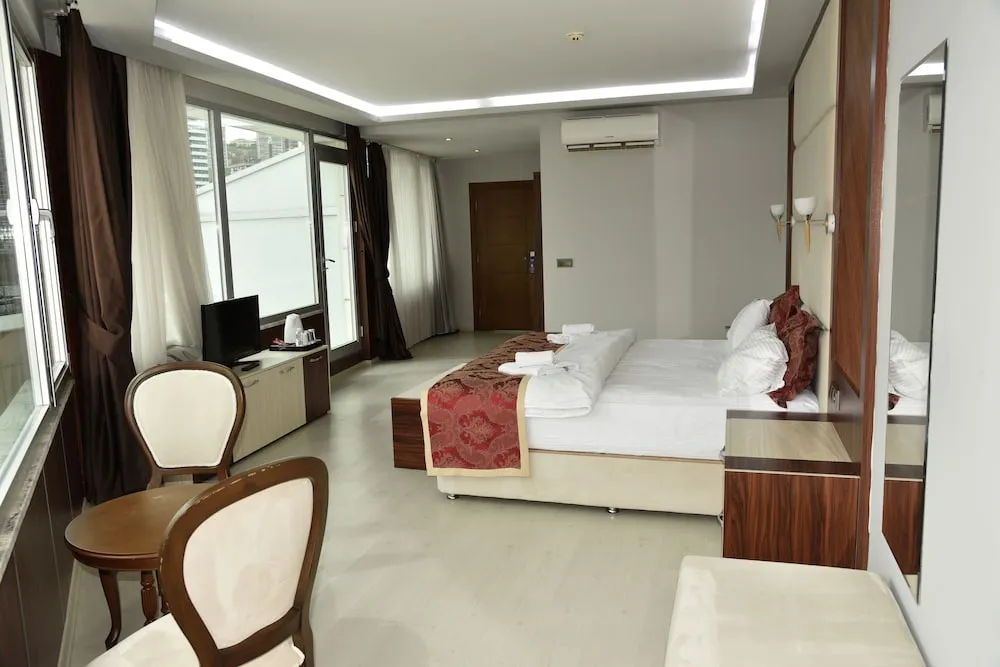 Deluxe Oda, Teras, Şehir Manzaralı
