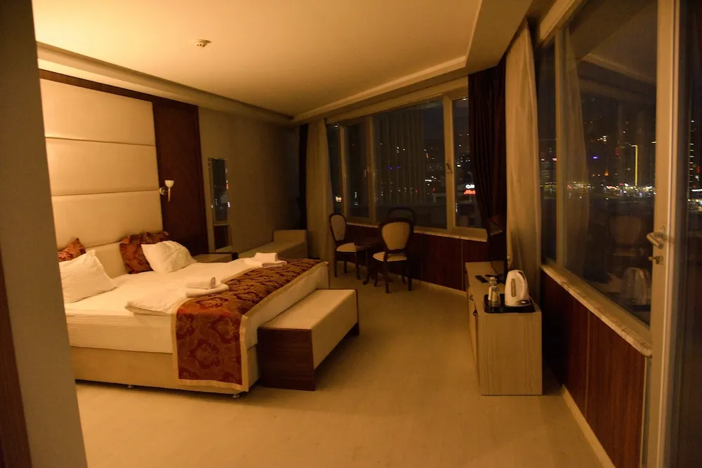 Deluxe Oda, Teras, Şehir Manzaralı