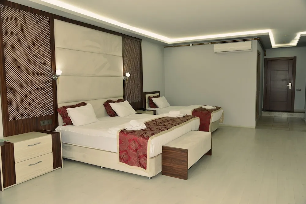 Comfort Dört Kişilik Oda, Şehir Manzaralı