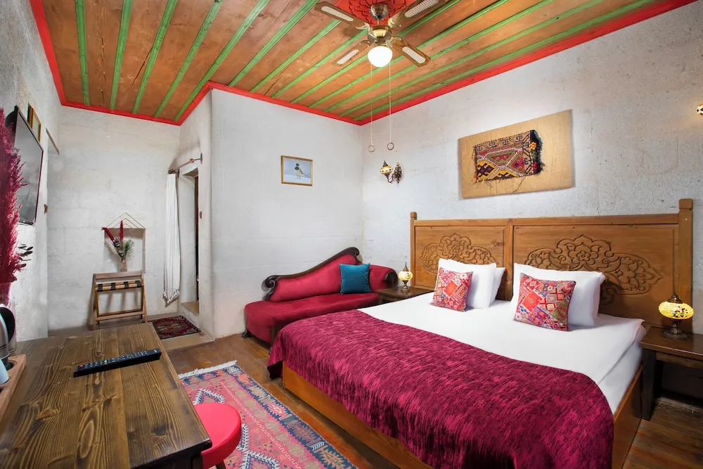 Deluxe Room with Jacuzzi