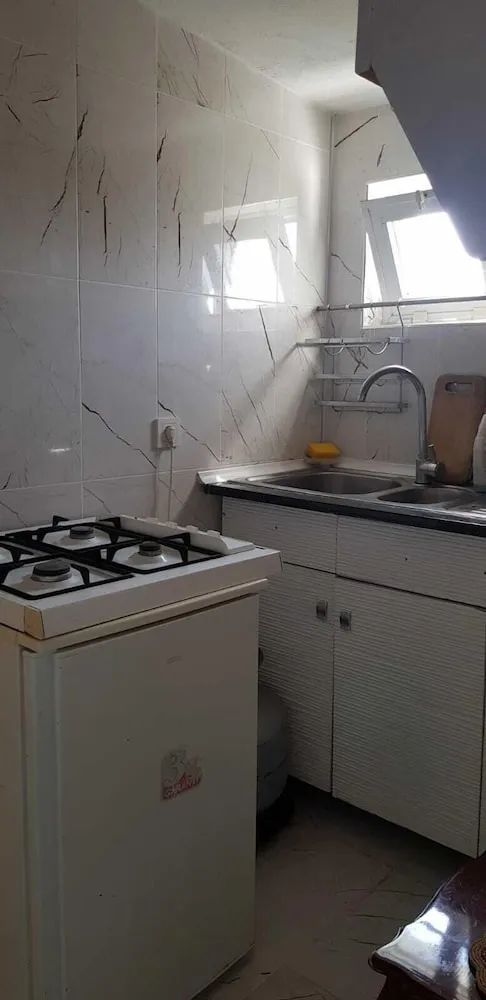 Üç Kişilik Oda, Deniz Manzaralı