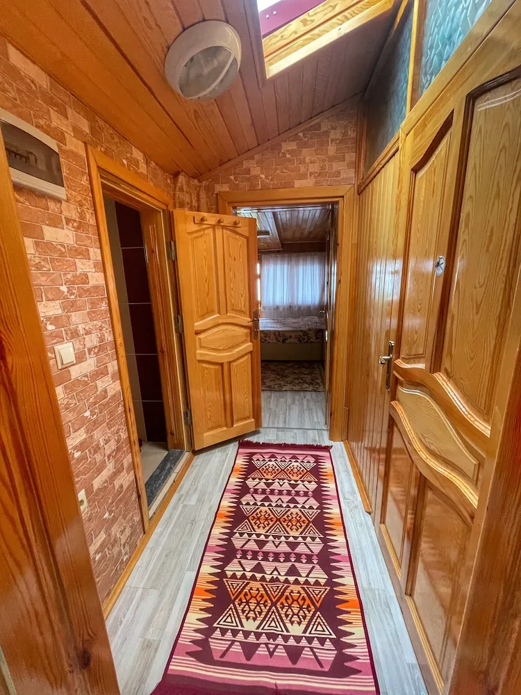 Superior Apart Daire, Dağ Manzaralı