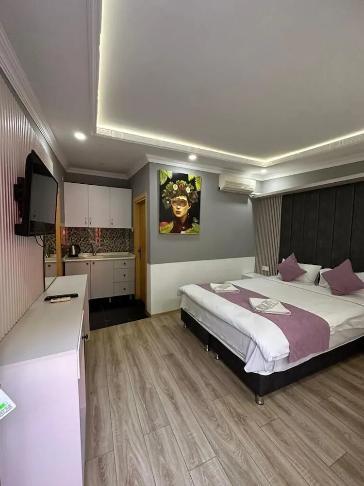 Comfort Apart Daire, Bahçe Manzaralı