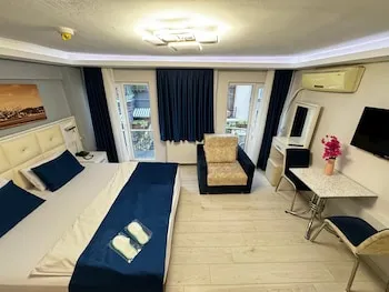 Taksim İstiklal Suites