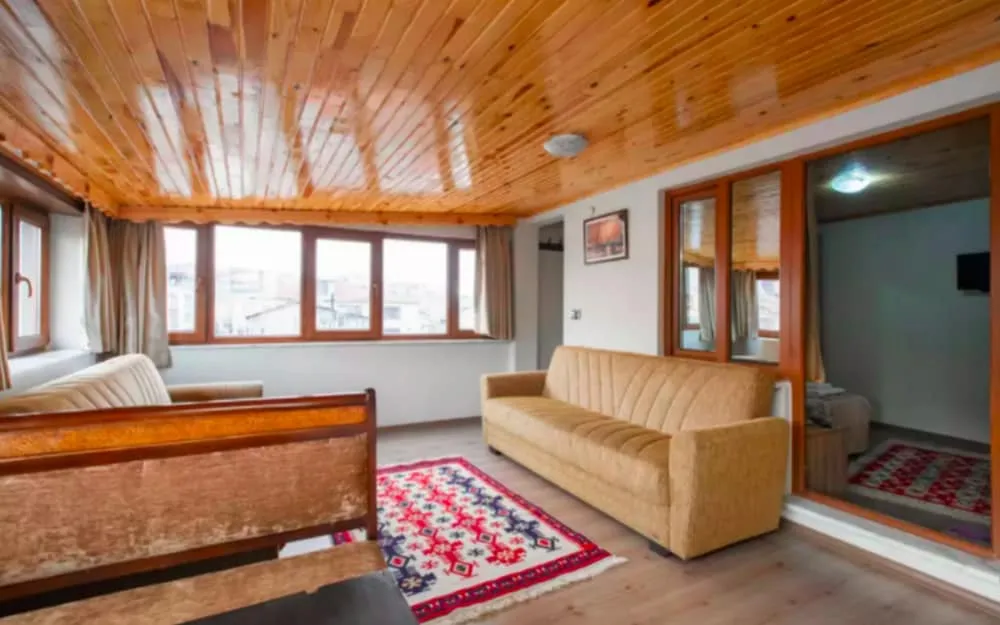 Çatı Katı Süiti (Penthouse), Şehir Manzaralı