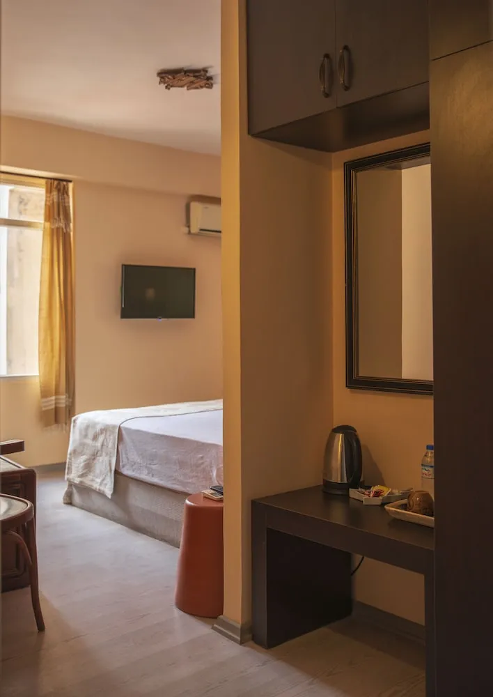 Standard Double Room Tykhe