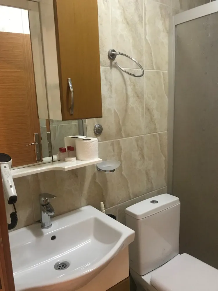 Standard Üç Kişilik Oda