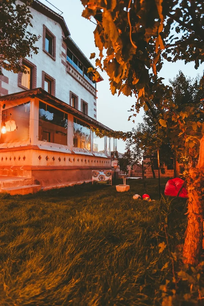 Economy Üç Kişilik Oda, 1 Yatak Odası, Sigara İçilmez, Bahçe Manzaralı