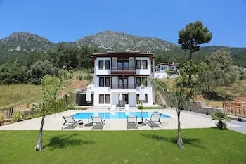 Alp Suites Safran