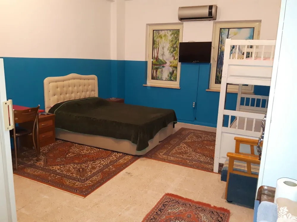 Luxury Tek Büyük Yataklı Oda