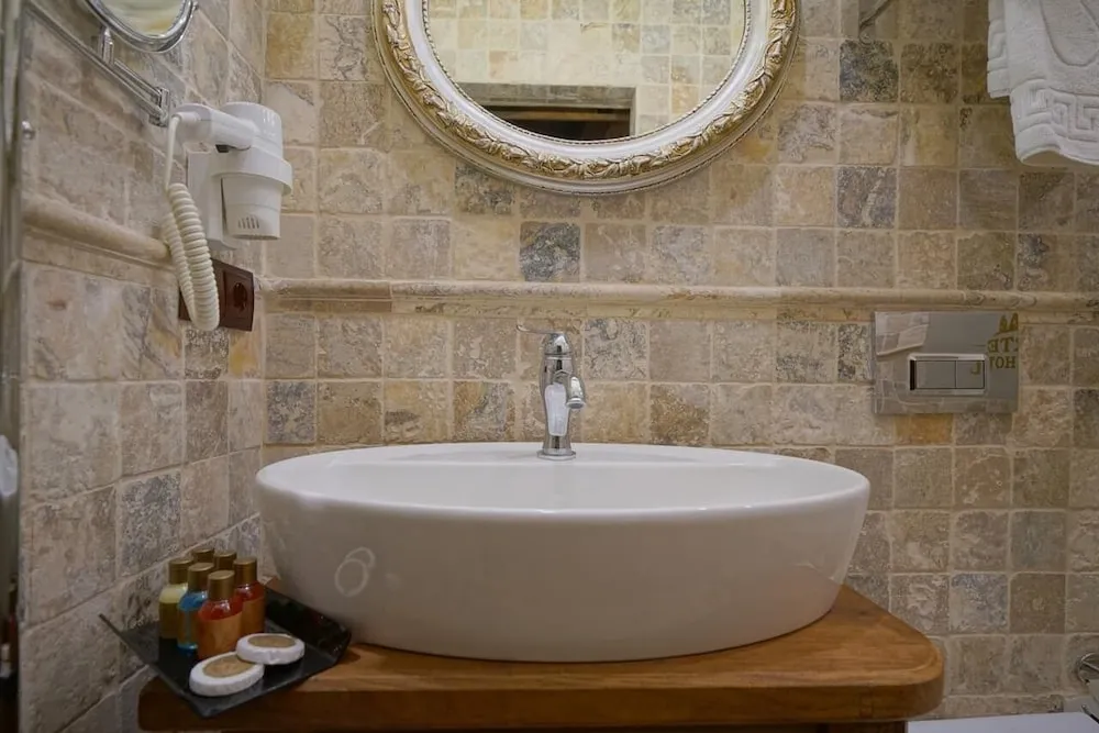 Comfort Tek Büyük Yataklı Oda, 1 Çift Kişilik Yatak