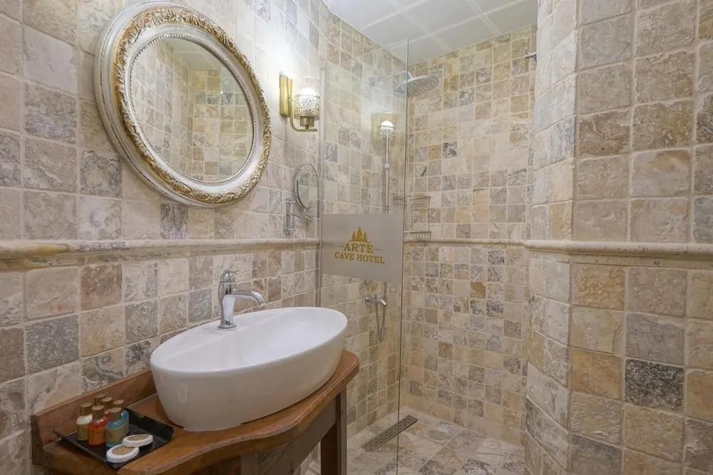 Classic Tek Büyük Yataklı Oda, 1 Büyük (Queen) Boy Yatak