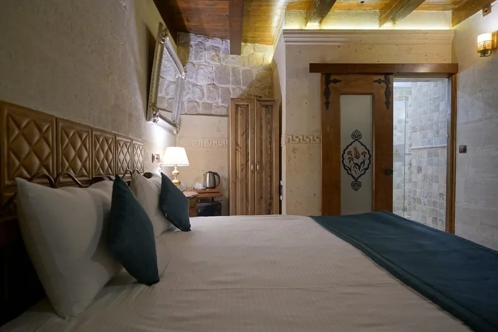 Classic Tek Büyük Yataklı Oda, 1 Büyük (Queen) Boy Yatak