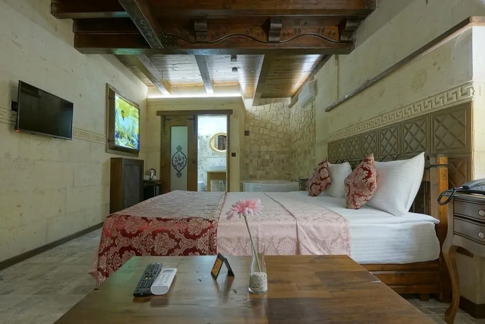 Honeymoon Üç Kişilik Oda