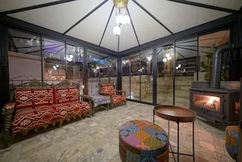 Arte Cave Hotel