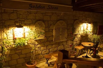 Golden Stone Butik Otel