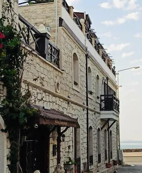 Golden Stone Otel