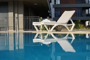 Mene Suites