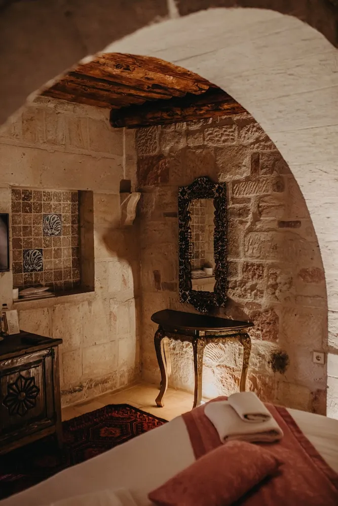 Standard Tek Büyük Yataklı Oda