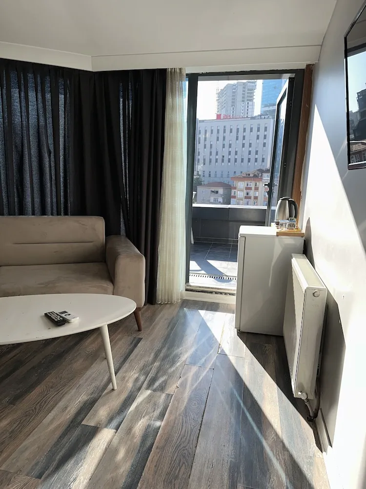 Standard Oda, Teras, Şehir Manzaralı