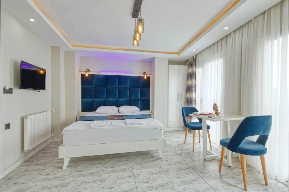 Deluxe Oda, 1 En Büyük (King) Boy Yatak, Balkon