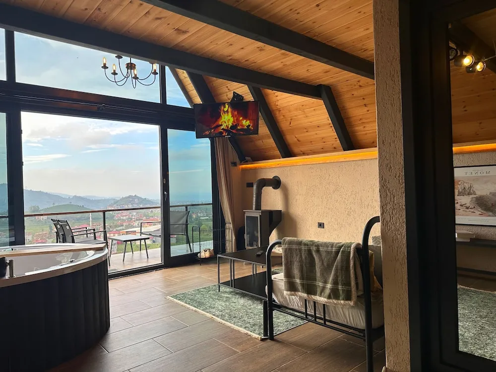 Luxury Kır Evi, Dağ Manzaralı