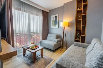 North Star Suite Hotel