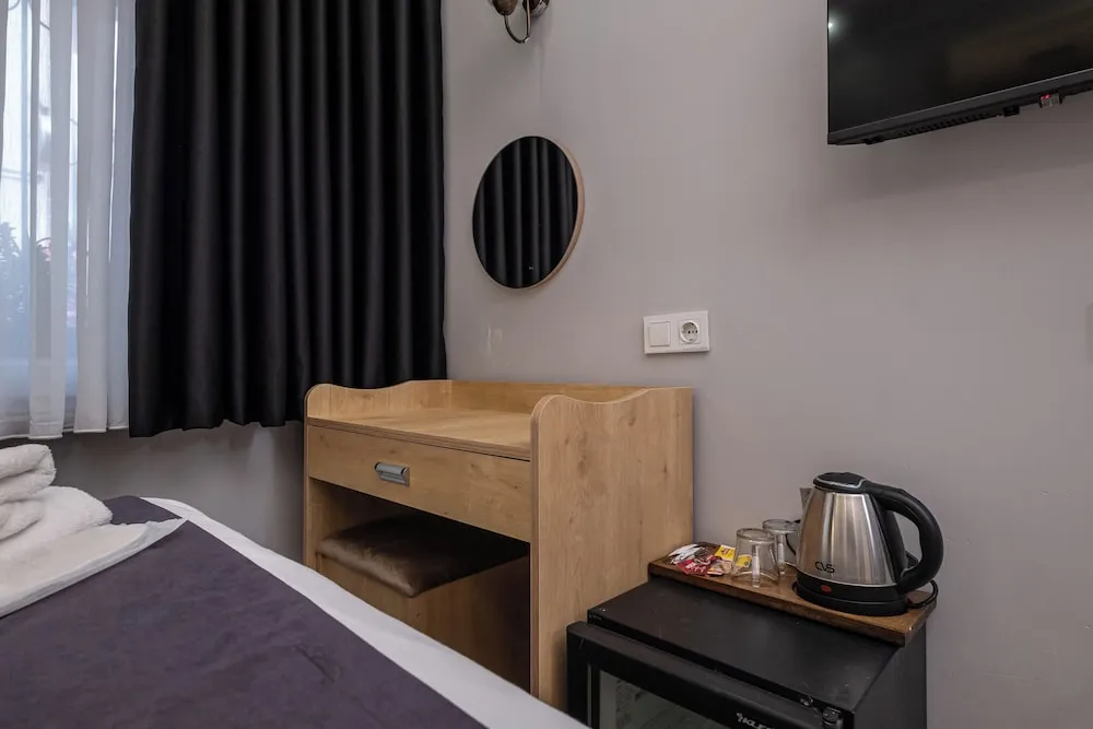 Deluxe Tek Büyük Yataklı Oda