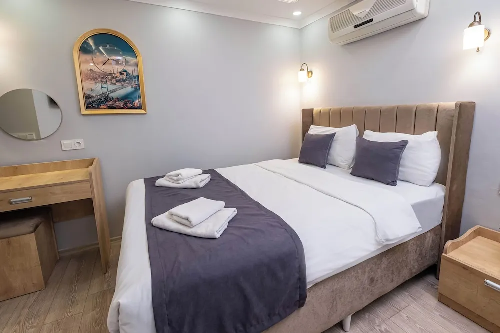 Deluxe Üç Kişilik Oda