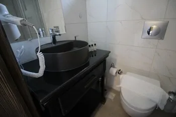 Bozcaada Defne Bag Evi