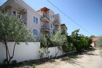 Kiraz Apart Otel