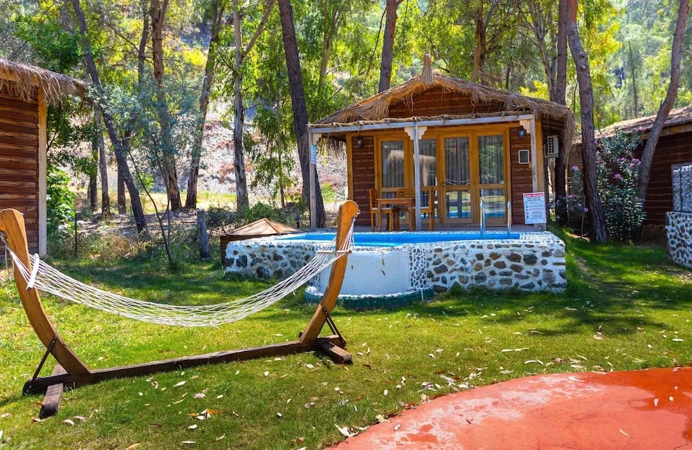 Deluxe Bungalov, Kişiye Özel Havuzlu, Bahçe Manzaralı