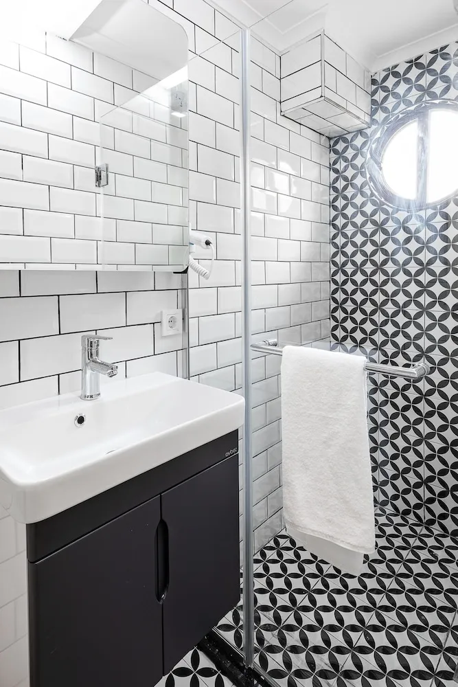 Tek Kişilik Oda, Deniz Manzaralı